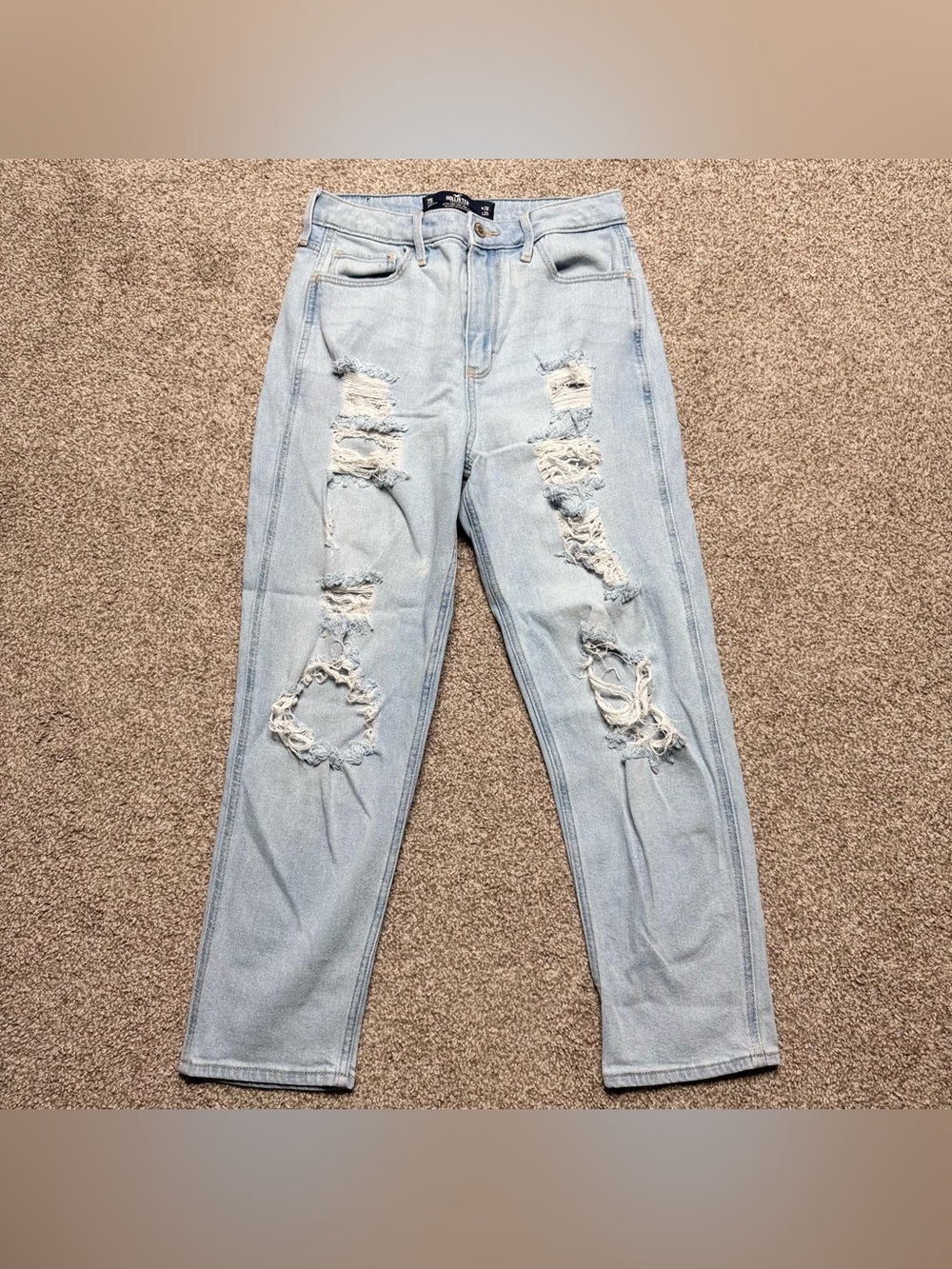 Hollister ultra high rise mom Jean